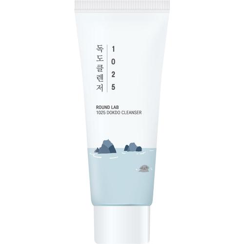 ROUND LAB 1025 Dokdo Cleanser,, 40 ml - spuma de curatare formulata cu pantenol si alantoina, care contribuie la curatarea pielii si la mentinerea hidratarii dupa spalare in format travel-size de 40ml
