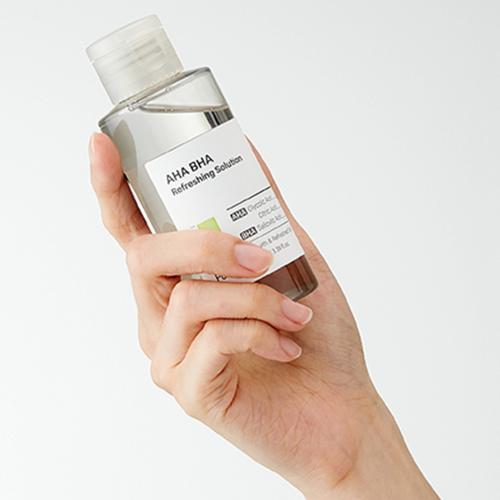 AHA BHA Refreshing Solution Toner de fata Exfoliant 100 ml