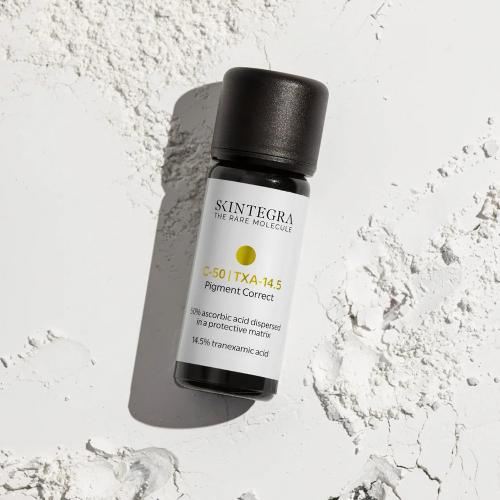 SKINTEGRA C-50 TXA-14.5 Pigment Correct, 4.5 gr - pudra de fata formulata cu acid ascorbic si acid tranexamic, care contribuie la uniformizarea nuantei tenului si la reducerea aspectului hiperpigmentarii