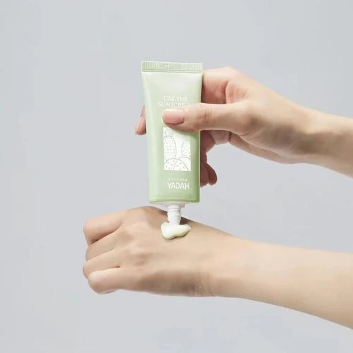 YADAH Cactus Sunscreen Crema de Fata SPF 50 - Protectie UV Hidratanta si Calmanta, 35 ml
