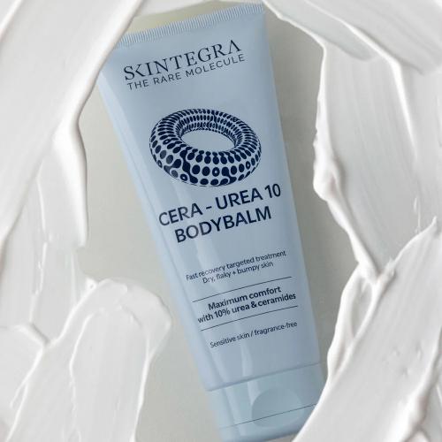 SKINTEGRA Cera-Urea 10 Body Balm, 200 ml - crema de corp formulata cu uree si acid lactic, care contribuie la uniformizarea texturii pielii pentru rugozitate, aspect neuniform, fire crescute sub piele si keratoza pilara (KP)