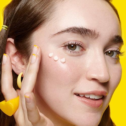 DR.JART+ Ceramidin Eye Cream, 15 ml - crema contur ochi formulata cu Ceramide NP si Pantenol, care contribuie la sustinerea barierei de protectie a pielii si la reducerea aspectului liniilor fine si al pungilor de sub ochi