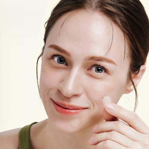 ACROPASS Dark Spot Care 6 Patches - plasturi formulati cu niacinamida si vitamina C, care contribuie la reducerea hiperpigmentarii pielii - 6 buc