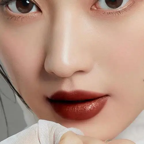 BLACK ROUGE Double Layer Over Velvet ruj lichid DL14 Maximal Brown - hidratare si rezistenta indelungata, 4.5g