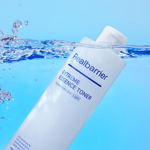 REAL BARRIER Extreme Essence Toner Light - toner de fata formulat cu pantenol si acid hialuronic, care contribuie la hidratarea pielii si la mentinerea echilibrului hidro-lipidic - 200 ml