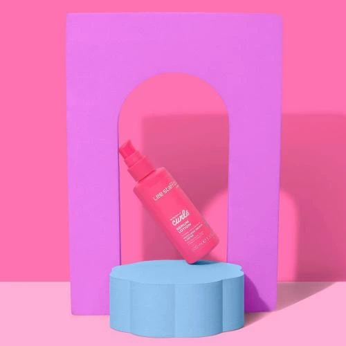 Lee Stafford For The Love Of Curls Serum Lotion – Ser hidratant pentru definirea buclelor, 100 ml