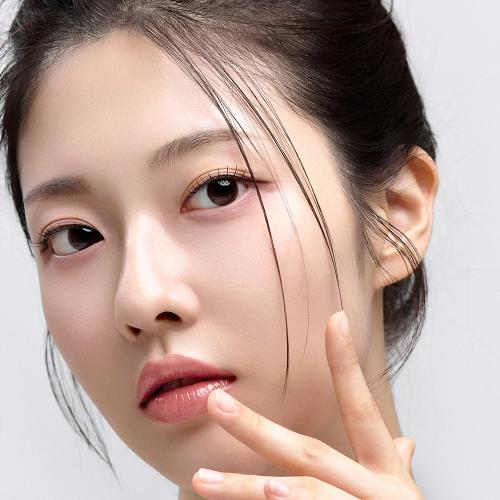 HOUSE OF HUR Glowy Ampoule Tint - nuantator pentru buze formulat cu complex de 15 vitamine si miere Manuka, care contribuie la hidratarea buzelor si la mentinerea confortului - 4.5 gr - 04 Ginger