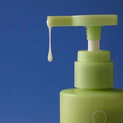 Green Tea & Enzyme Milky Spuma de curatare 140 ml