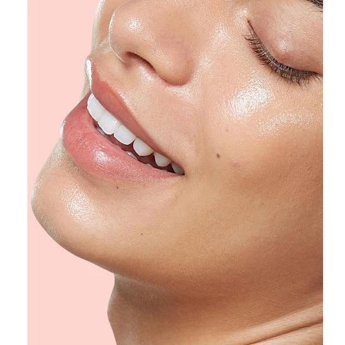 Heroine Toner de fata revigorant pentru luminozitate cu acid mandelic si extract de lemn dulce 100 ml