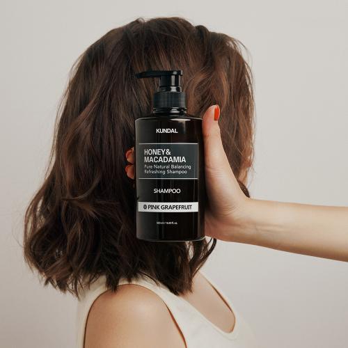 KUNDAL Honey si Macadamia Nature Shampoo sampon Pink Grapefruit - hidratare si stralucire, 500 ml