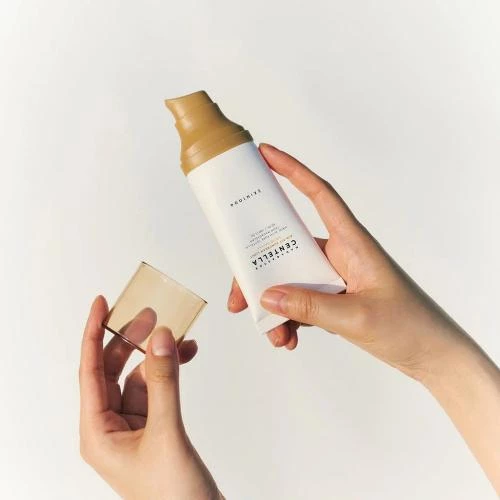 Madagascar Centella Air Fit Suncream Light - Crema de fata cu protectie solara  SPF30 PA++++ Mineral Sunscreen pentru piele sensibila - fara parfum - gramaj 50 ml