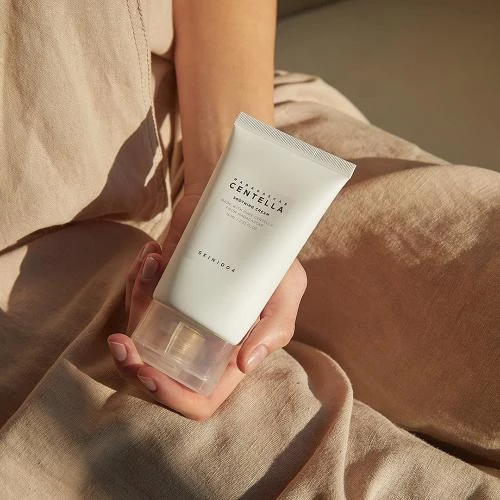 SKIN1004 Madagascar Centella Soothing Cream – Cremă Calmamtă & Hidratantă cu Centella & Ceramide (75 ml)