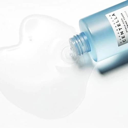 SKIN1004 Madagascar Centella Hyalu-Cica Brightening Toner – Toner de Față Hidratant, 30 ml | Iluminare și Hidratare