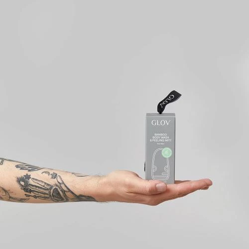 GLOV Man Manusa exfolianta pentru corp Negru - Curatare profunda si exfoliere delicata pentru eliminarea punctelor negre si prevenirea firelor incarnate