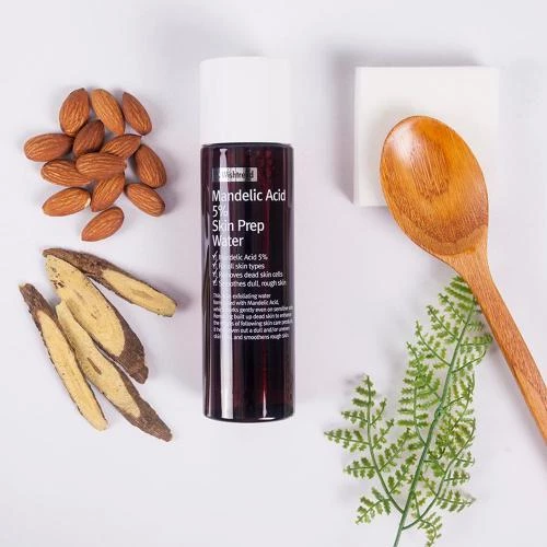 ​By Wishtrend Mandelic Acid 5% Skin Prep Water – Exfoliant lichid blând cu acid mandelic 30 ml​