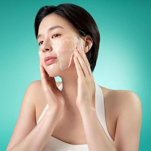 PURITO Mighty Bamboo Panthenol Cleanser - gel de curatare formulat cu extract de bambus Damyang si panthenol, care contribuie la curatarea delicata si la metinerea confortului pielii - 150 ml