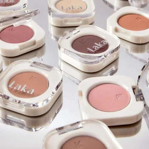 LAKA Mono Eyeshadow fard de pleoape 908 Vanila - intensitate si rezistenta, 1.8 gr