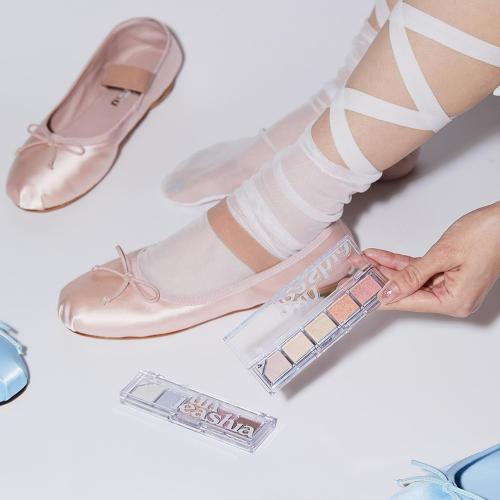 UNLEASHIA Mood Shower Face Palette iluminator No. 100 Ballerina Shower - luminozitate si aderenta, 4 gr