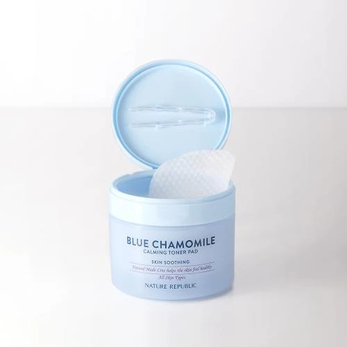 Nature Republic Natural Made Blue Chamomile – Dischete Tonice Calmante cu Mușețel (50 buc)