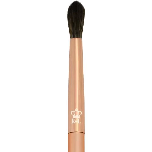 ROYAL AND LANGNICKEL Omnia Pensula Highlighter pentru Fardul de Pleoape Rose Gold - Difuzare Precisa si Aplicare Uniforma, 1 buc