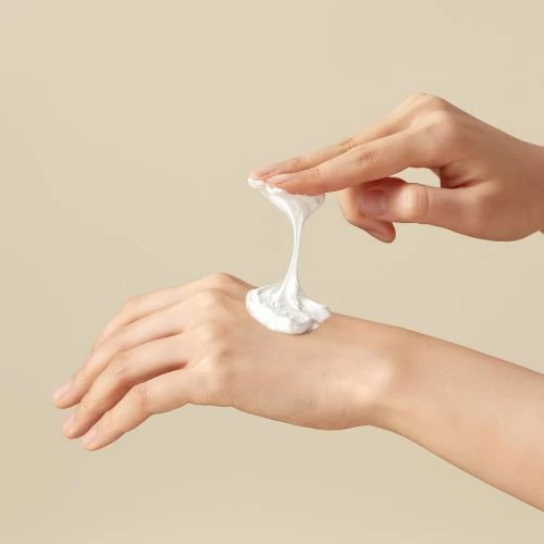 Rice Whip Facial Cleanser Crema de curatare 150 ml