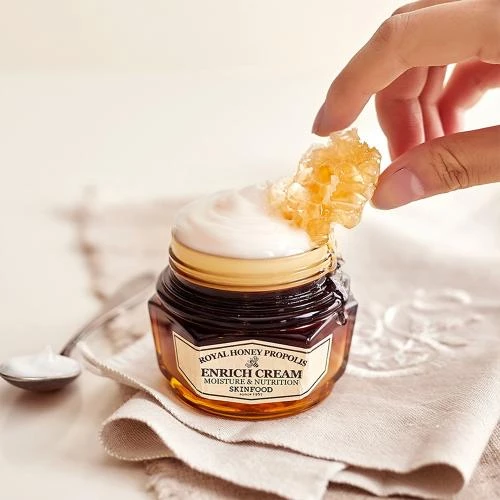 SKINFOOD Royal Honey Propolis Crema Hidratanta pentru Fata - Hidratare Profunda si Protectie Intensiva, 63 ml