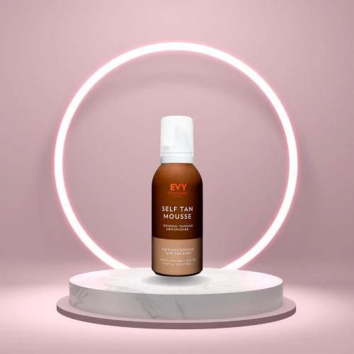 Self Tan Spuma autobronzanta Medium/Dark 150 ml