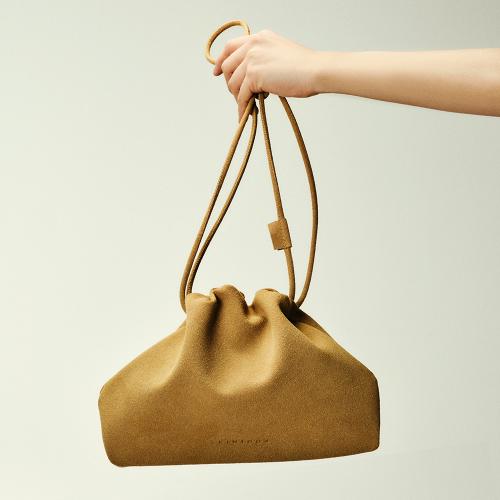SKIN1004 Suede Pouch - Geanta eleganta pentru cosmetice din suede -