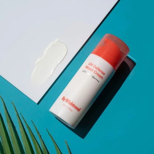 UV Defense Moist Cream Crema de fata cu protectie solara SPF 50 50 gr