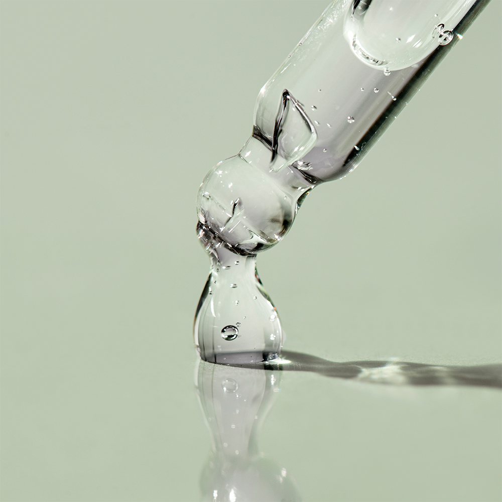 ELYN'S LAB Acne Control 10% Niacinamide +1% Zinc - ser de fata formulat cu niacinamida si Zinc PCA, care contribuie la reglarea productiei de sebum a pielii si la metinerea stratului protector natural al pielii - 30 ml