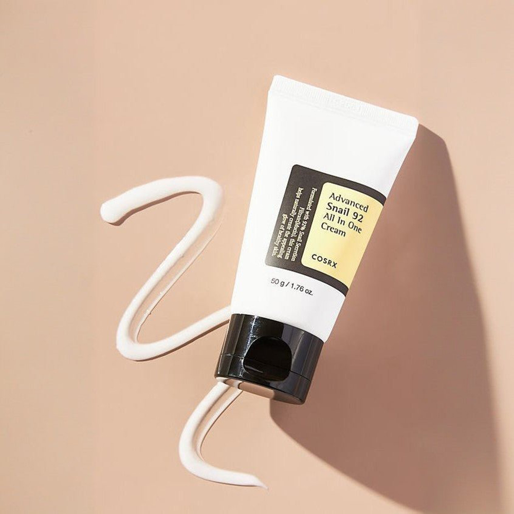 COSRX Advanced Snail 92 All in one Cream Tube, 50 gr - crema de fata formulata cu filtrat de secretie de melc (mucina) 92% si acid hialuronic, care contribuie la hidratarea intensa a pielii si la metinerea nivelului optim de apa in piele
