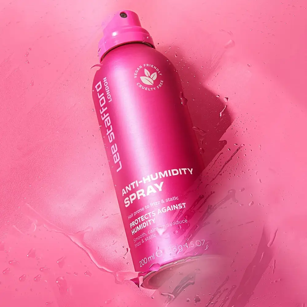 LEE STAFFORD ANTI-HUMIDITY Spray anti-electrizare Protectie Anti-Frizz - Spray pentru netezire si stralucire, 200 ml