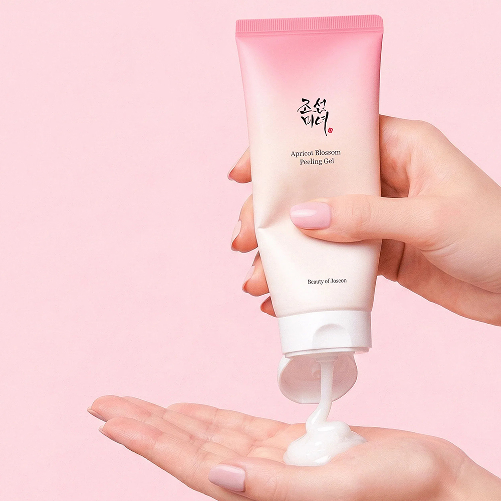 BEAUTY OF JOSEON Apricot Blossom - exfoliant formulat cu apa din flori de Prunus Mume si celuloza de origine vegetala, care contribuie la exfolierea usoara a celulelor moarte si la ameliorarea problemelor pielii cauzate de textura aspra si de excesul de sebum - 100 ml