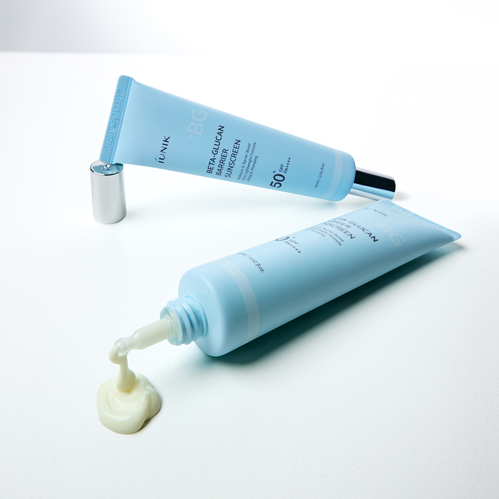 IUNIK Beta Glucan Barrier Sunscreen SPF50+ PA++++ 60 ml - Crema de fata formulata cu beta-glucan si extract de Panax Ginseng, care contribuie la protectia UV ridicata si la sustinerea barierei cutanate