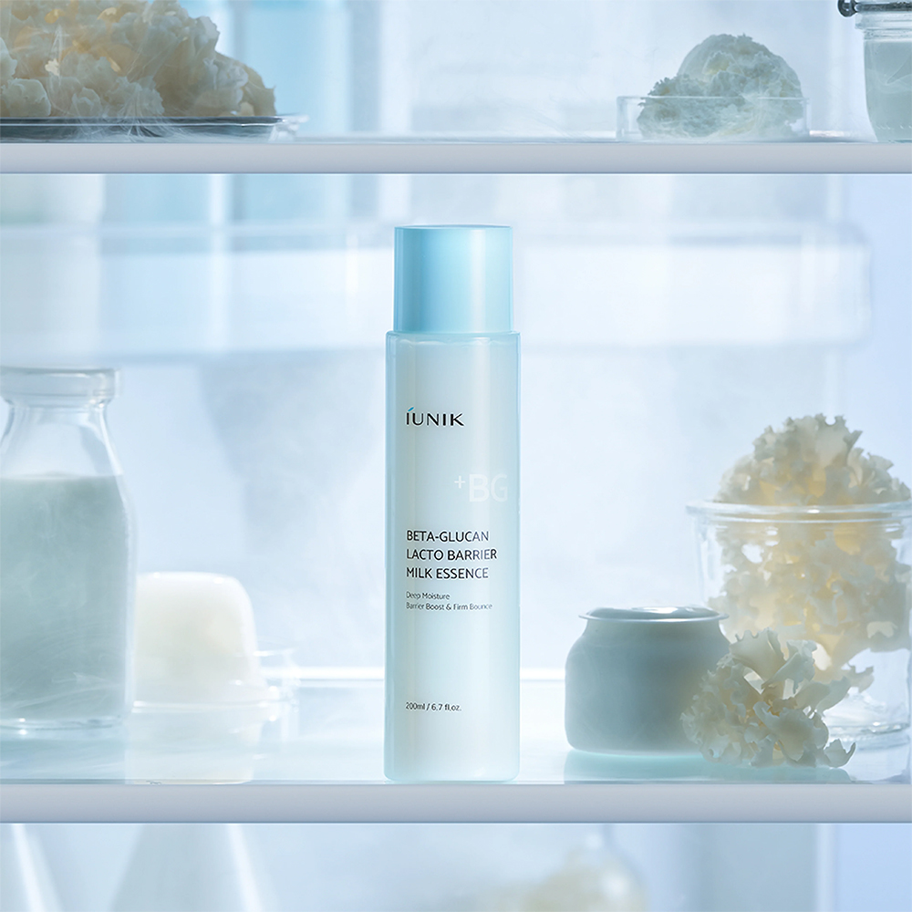 IUNIK Beta Glucan Lacto Barrier Milk 200 ml - Esenta formulata cu Lactobacillus Ferment Lysate si beta-glucan, care contribuie la hidratarea pielii si la mentinerea confortului cutanat