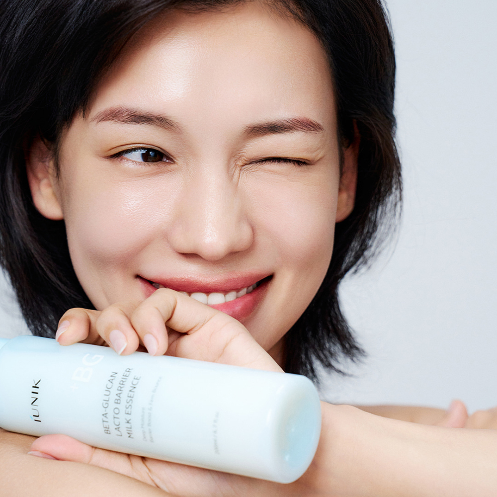 IUNIK Beta Glucan Lacto Barrier Milk 200 ml - Esenta formulata cu Lactobacillus Ferment Lysate si beta-glucan, care contribuie la hidratarea pielii si la mentinerea confortului cutanat