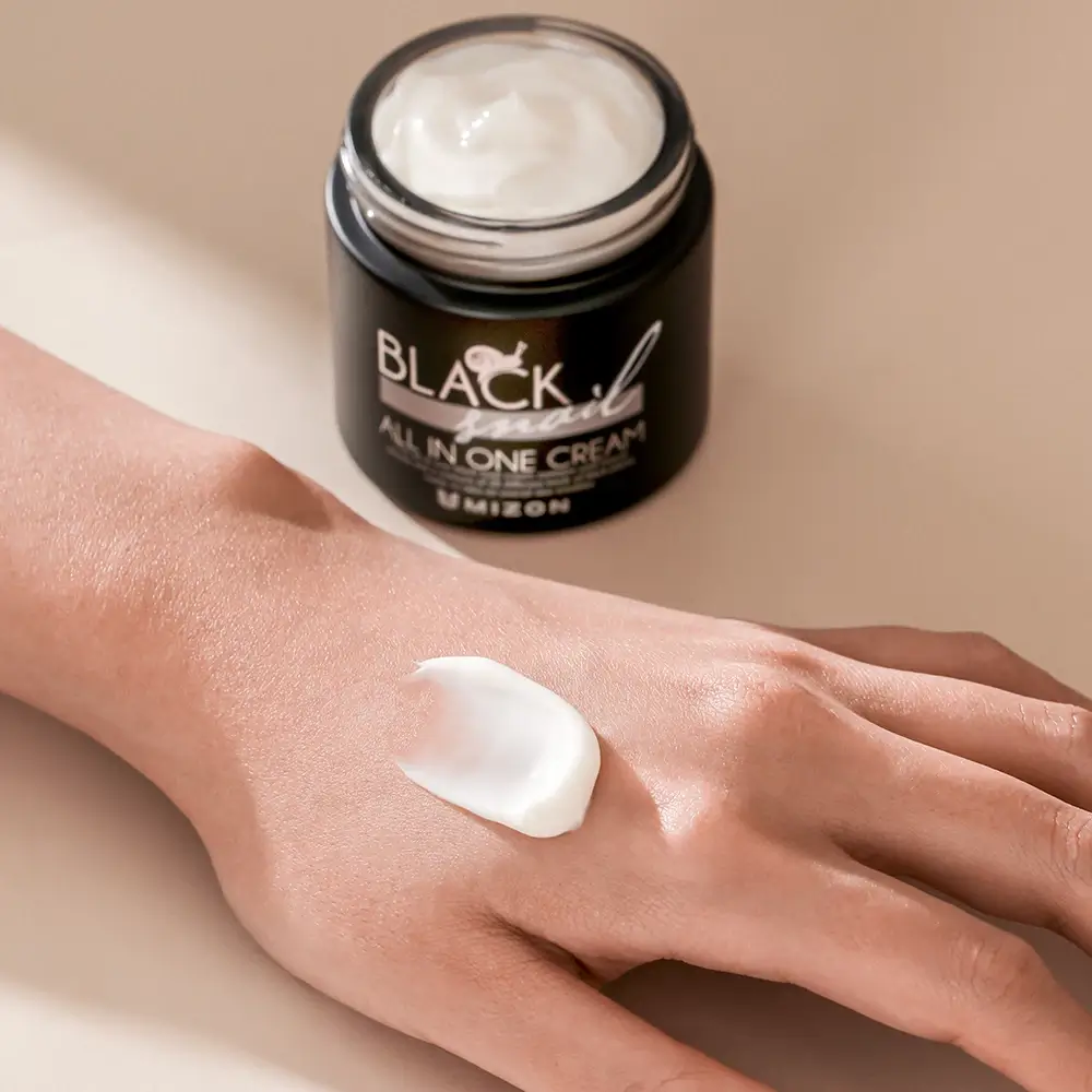 Mizon Black Snail Crema Antirid pentru Fata - Hidratare Intensiva si Regenerare cu Extract de Melc, 75 ml