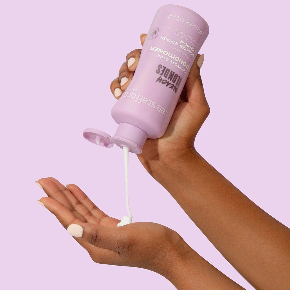Bleach Blondes Everyday Care Conditioner Balsam pentru par normal si blond 250 ml