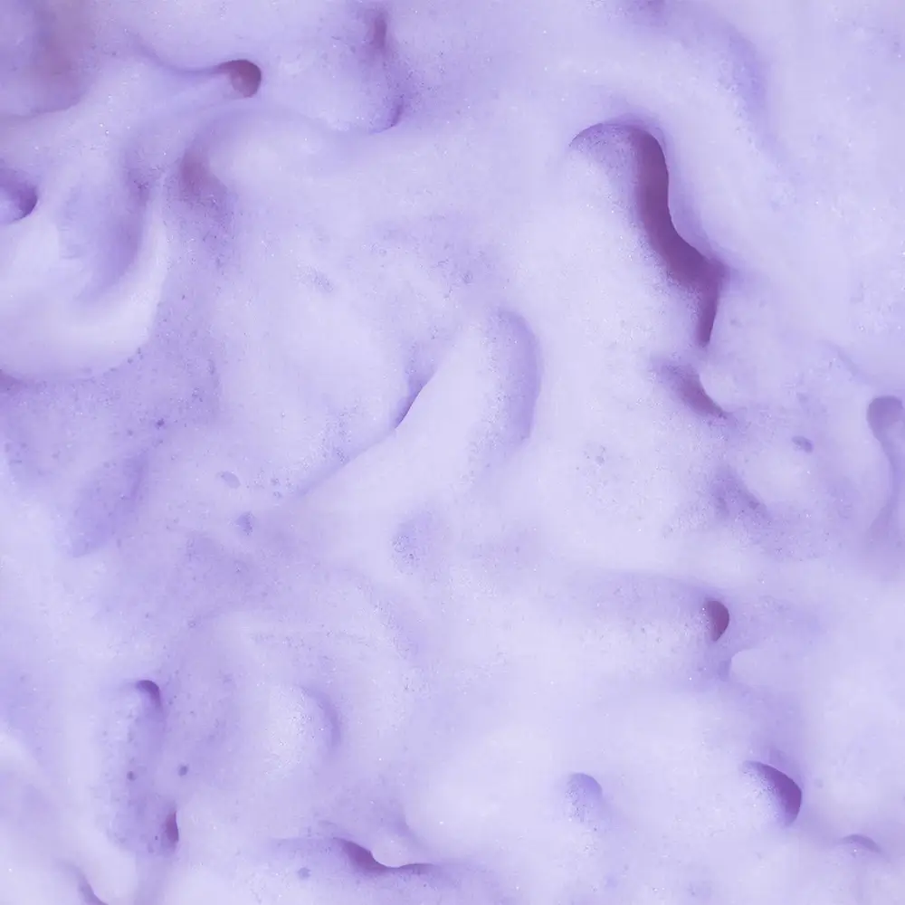 LEE STAFFORD Bleach Blondes Spuma nuantatoare Purple - Neutralizare tonuri galbene si protectie UV, 200 ml