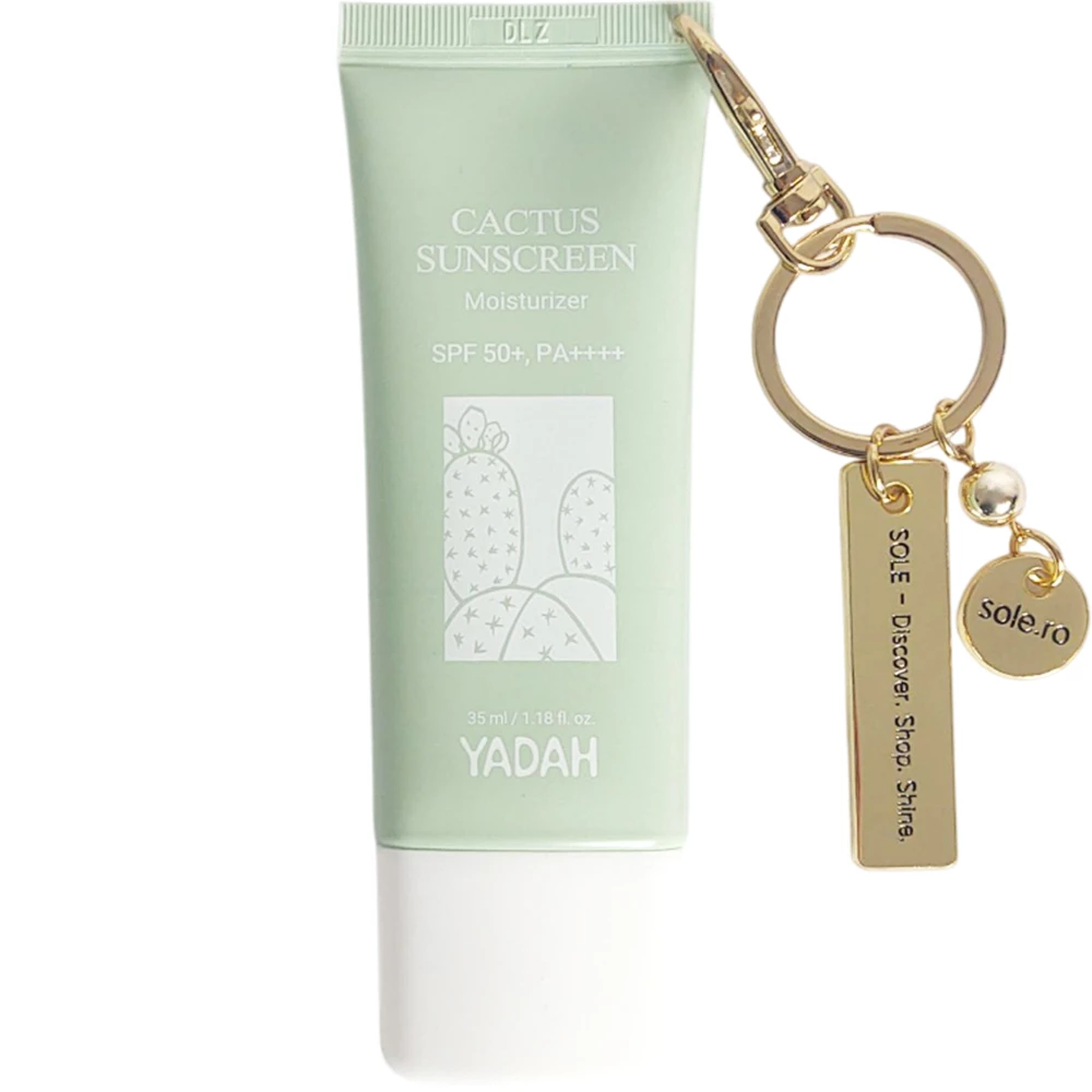 SPF TO GO - Breloc auriu premium + Yadah Cactus Sunscreen SPF50+ PA++++ (35 ml) - editie limitata