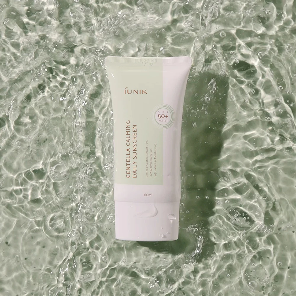Centella Calming Daily Sunscreen Crema de fata cu factor de protectie solara SPF 50+ 60 ml