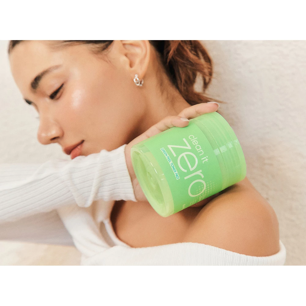 BANILA CO Clean it Zero Green Peel Toner Pad toner - exfoliere si curatare si tonifiere, 70 buc