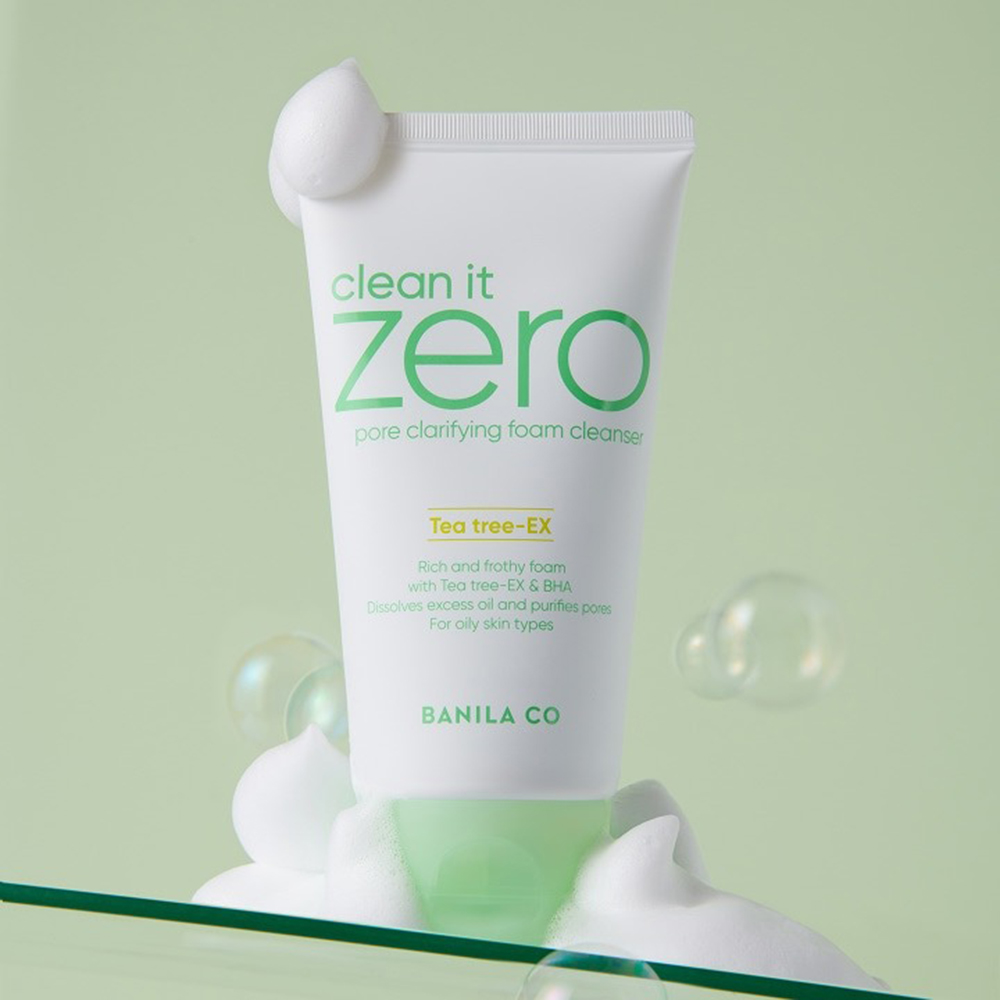 BANILA CO Clean it Zero Pore Clarifying Foam 150 ml - Spuma de curatare formulata cu argila naturala si AHA, care contribuie la absorbtia excesului de sebum din pori si la mentinerea pielii la un nivel de pH de 5,5