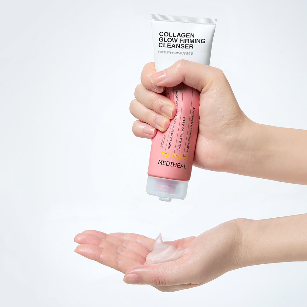 MEDIHEAL Collagen Cleanser Glow Firming, 120 ml - Spuma de curatare formulata cu colagen si acid hialuronic, care contribuie la indepartarea impuritatilor si reziduurilor acumulate la nivelul porilor si la mentinerea hidratarii si a confortului pielii dupa curatare