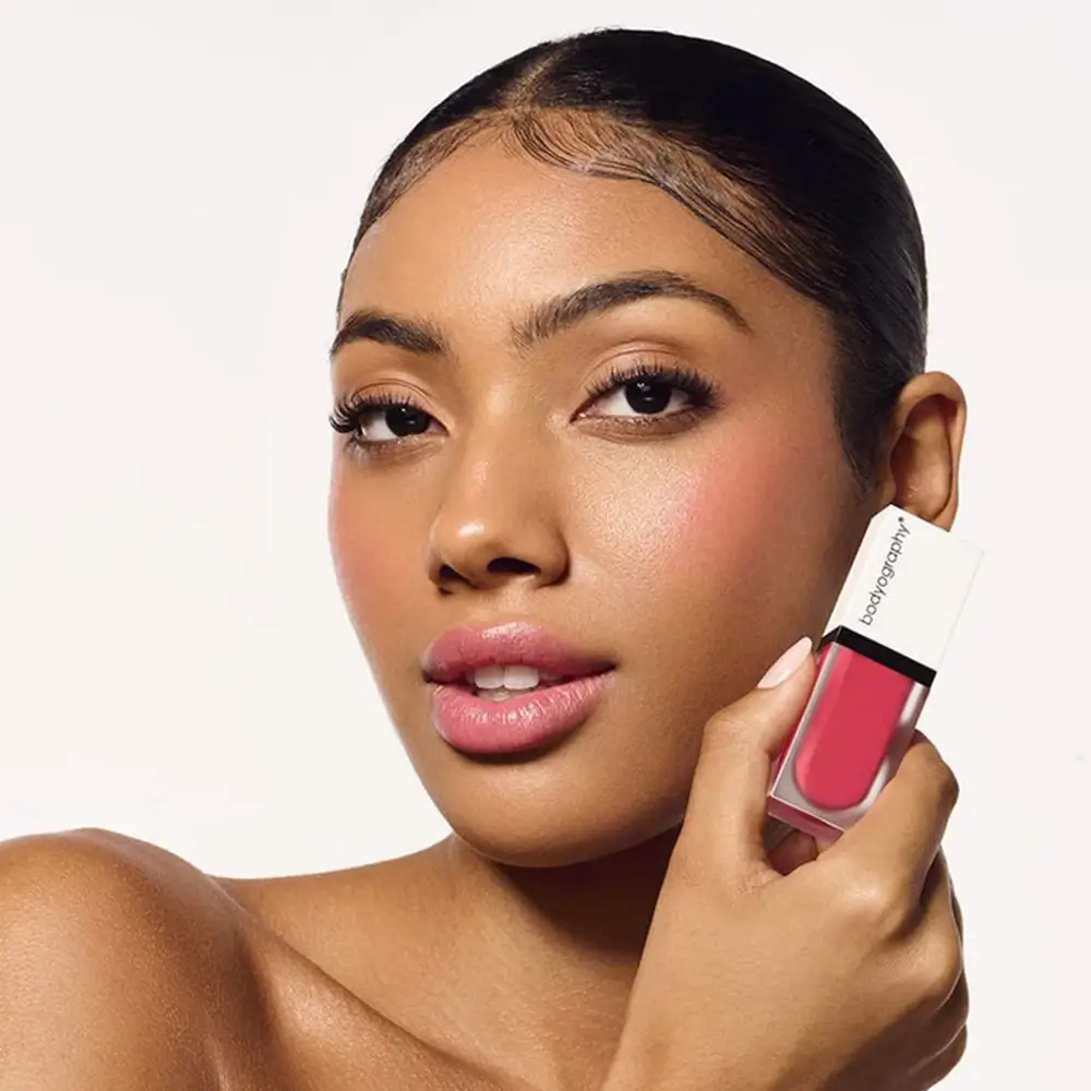 BODYOGRAPHY Color Cassette Fard de obraz si buze lichid MELODY - Coral Pink - efect radiant si anti-imbatranire, 5 ml