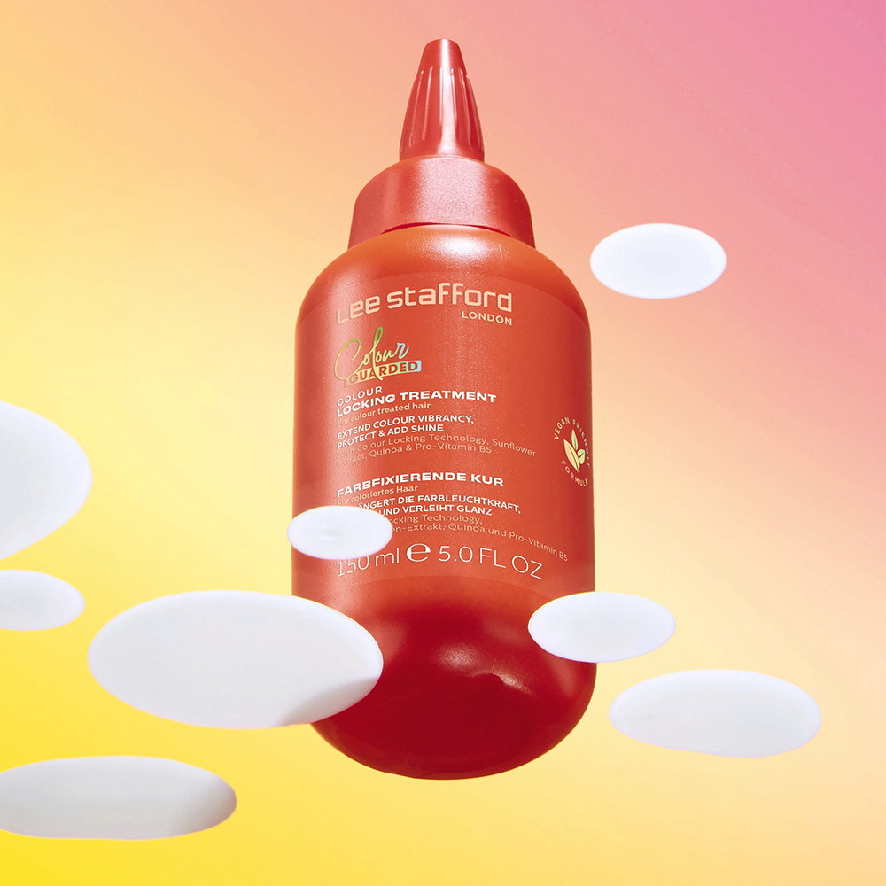 LEE STAFFORD Colour Guarded Colour Locking Treatment, 150 ml - ser de par formulat cu extract de floarea-soarelui si quinoa, care contribuie la protejarea intensitatii culorii si la mentinerea stralucirii parului vopsit