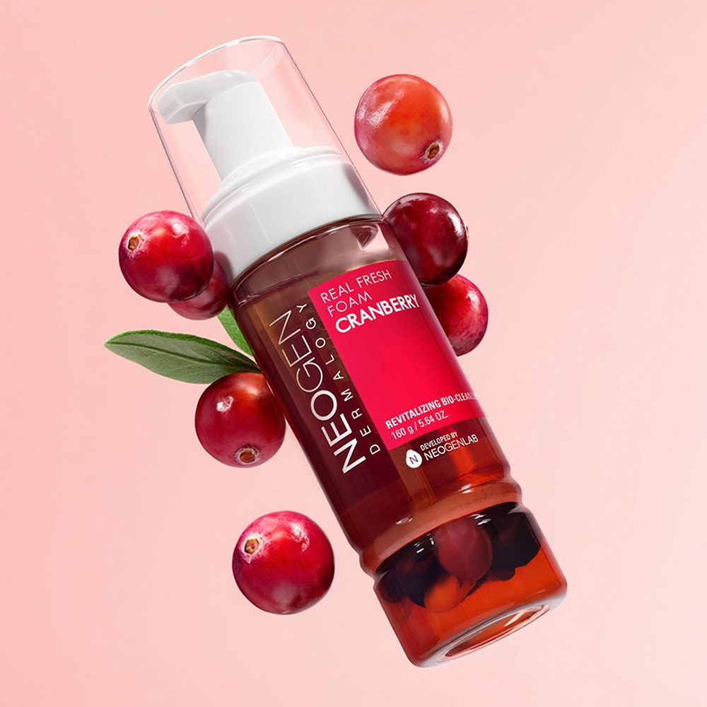 NEOGEN Dermalogy Real Fresh Foam, 160 gr - Spuma de curatare formulata cu extract de merisoare si apa de fructe de merisor, care contribuie la indepartarea impuritatilor de pe piele si la mentinerea uleiurilor naturale ale pielii