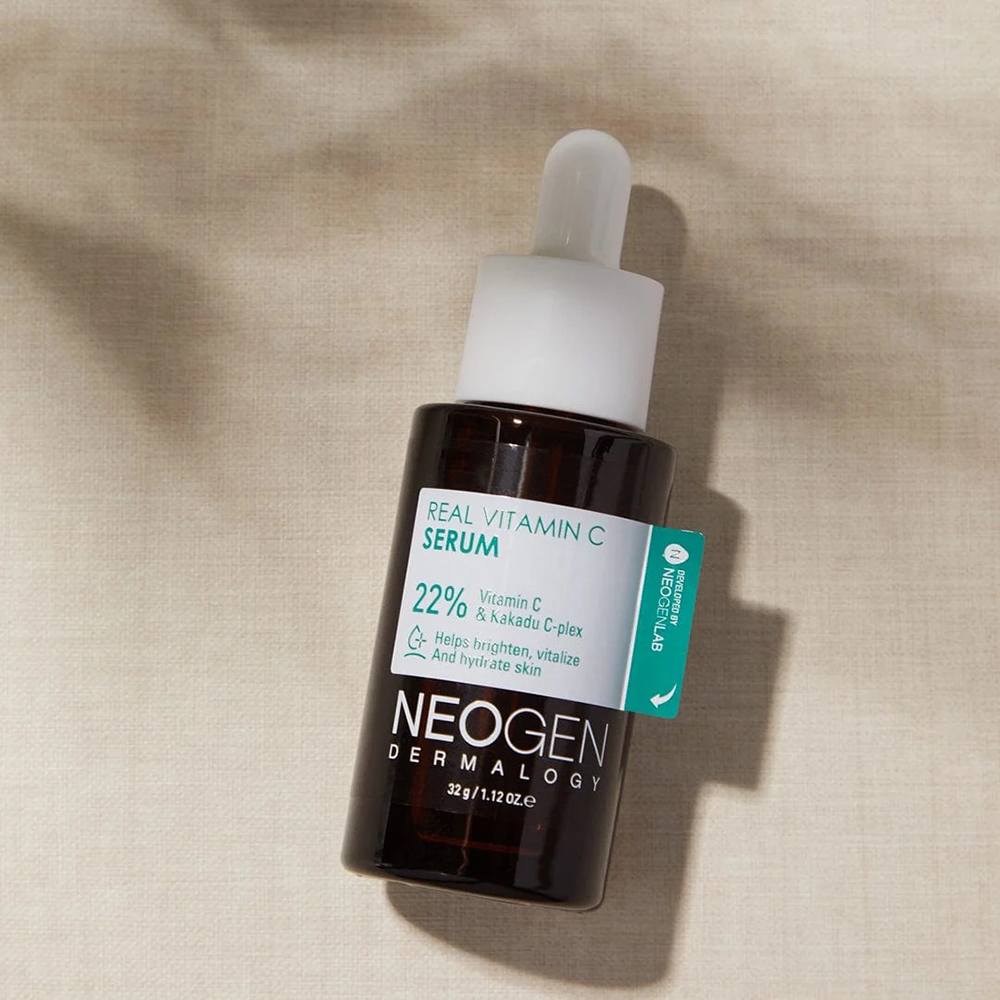 NEOGEN Dermalogy  Real Vitamin C Serum, 32 gr - Ser de fata formulat cu Sodium Ascorbyl Phosphate si niacinamida, care contribuie la luminozitate, uniformizarea aspectului tenului si la mentinerea hidratarii pielii