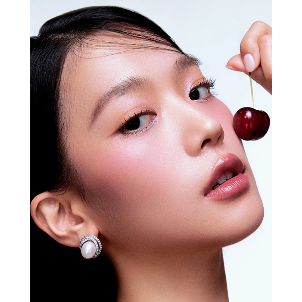 TFIT Fluffy Velvet Cushion Blush B01 Charming Berry - aplicare precisa si rezistenta, 4 gr