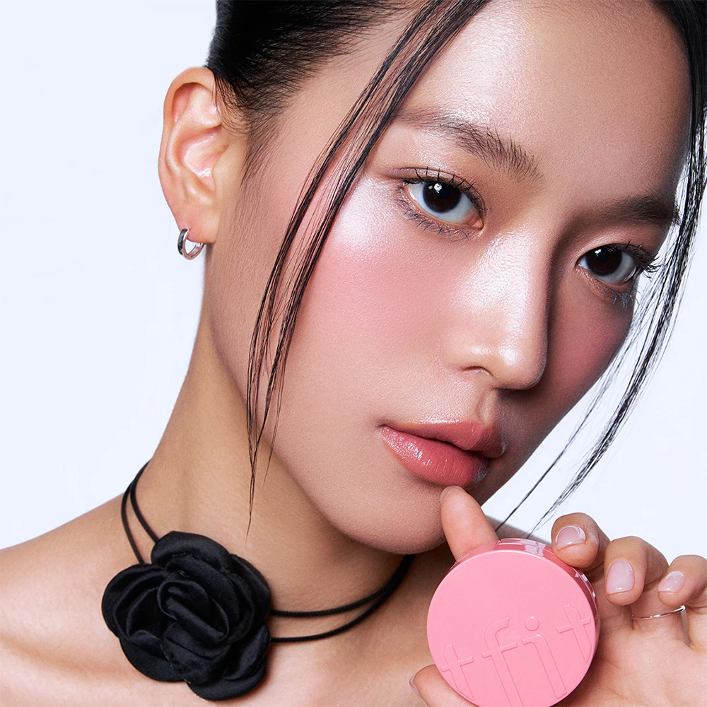 TFIT Fluffy Velvet Cushion Blush P02 Bloom Pink blush - aplicare precisa si rezistenta, 4 gr